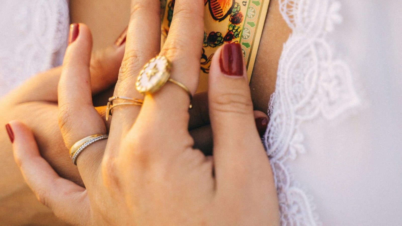 pexels-anntarazevich-6512286